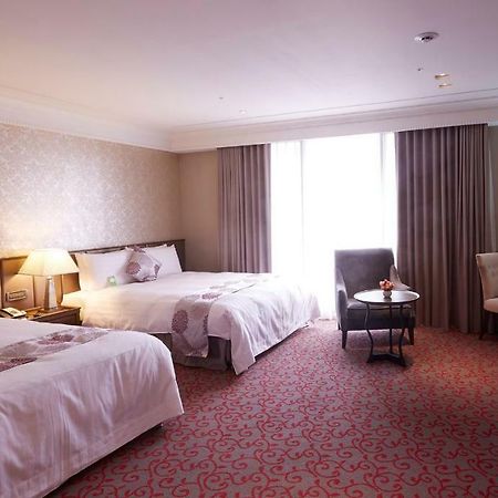 แกรนด์ซิตี้ โฮเต็ล Hotel เฟิงหยวน ภายนอก รูปภาพ