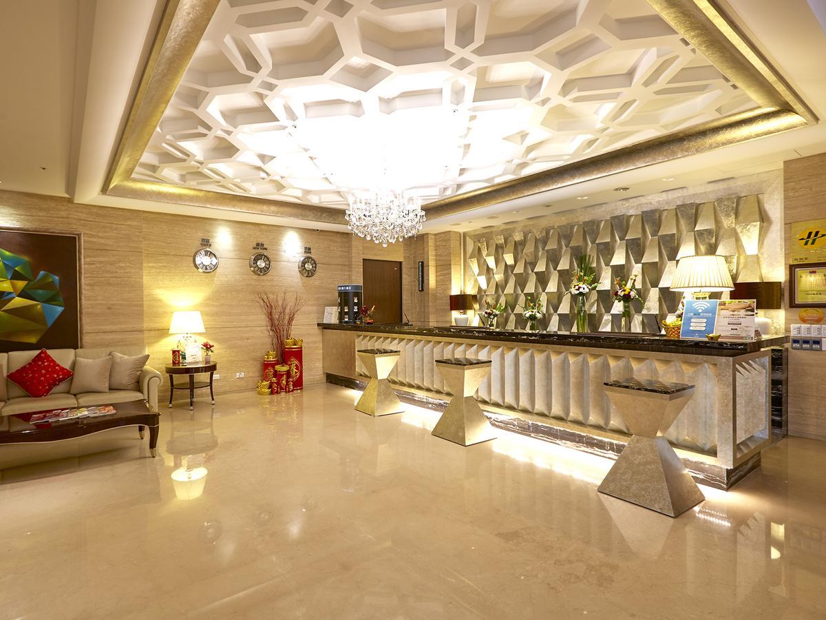 แกรนด์ซิตี้ โฮเต็ล Hotel เฟิงหยวน ภายนอก รูปภาพ