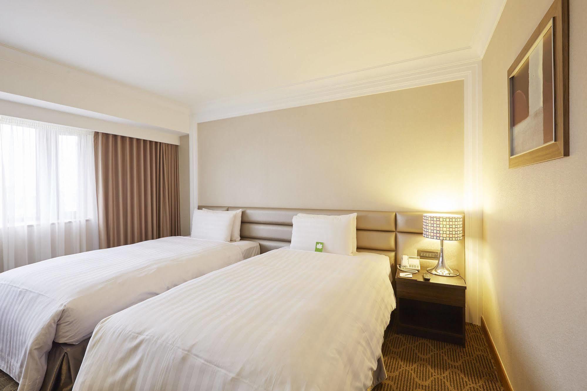 แกรนด์ซิตี้ โฮเต็ล Hotel เฟิงหยวน ภายนอก รูปภาพ